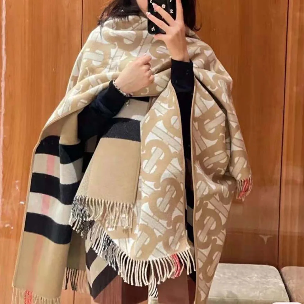 Burberry Monogram Wool Cashmere Reversible Cape for Women in Beige Burberry Monogram Wool Cashmere Reversible Cape for Women in Beige