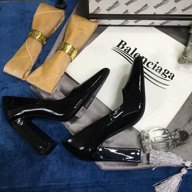 Balenciaga Shoes Round Toe Glazed Calfskin Pumps 110mm Heel for Women in Black Balenciaga Shoes Round Toe Glazed Calfskin Pumps 110mm Heel for Women in Black