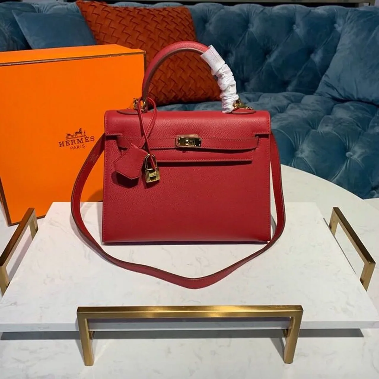 Hermes Kelly Tomate Gold Toned Hardware / Hermes Kelly Tomate Gold Toned Hardware /