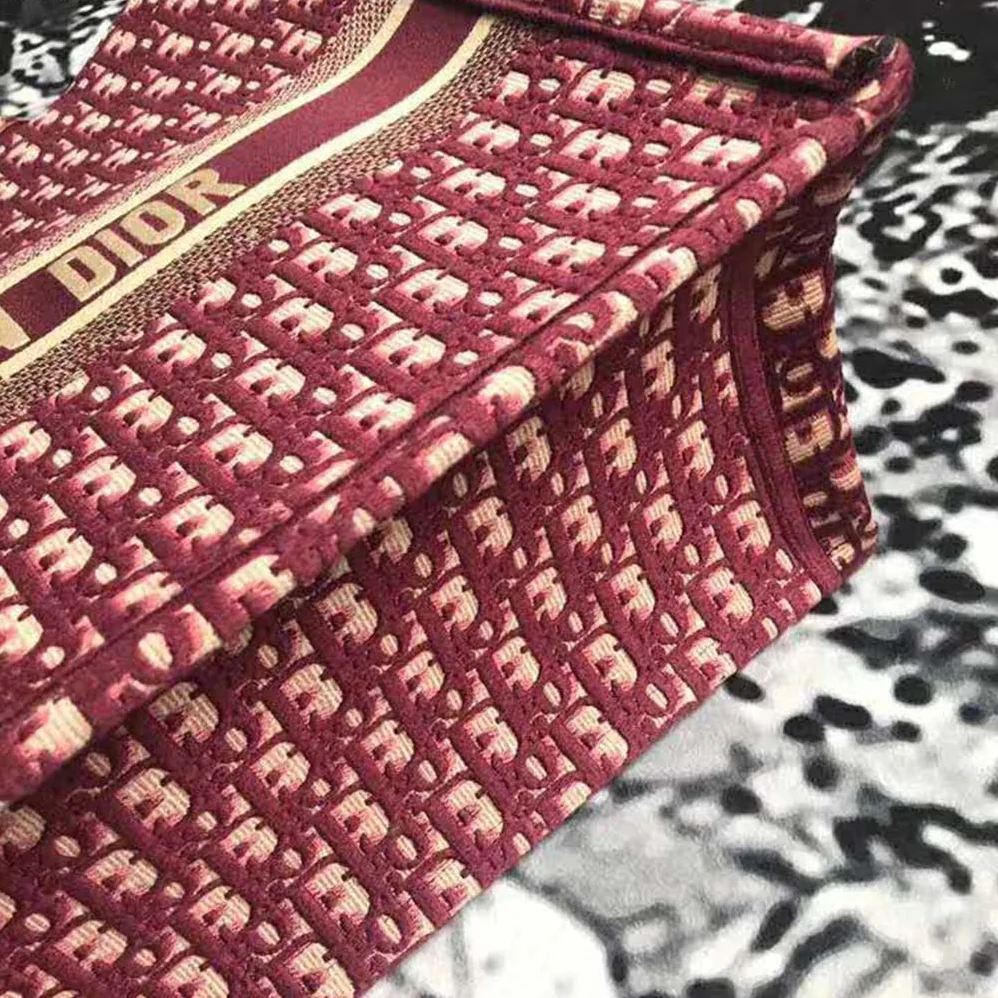 Dior Book Tote Dior Oblique Bag in Embroidered Canvas for Women in Maroon