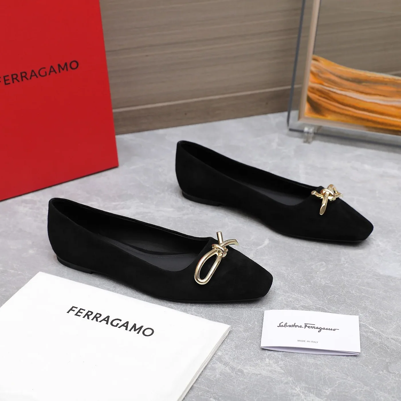 Ferragamo Ballet Flat With Asymmetric Bow Black 01H388 Ferragamo Ballet Flat With Asymmetric Bow Black 01H388