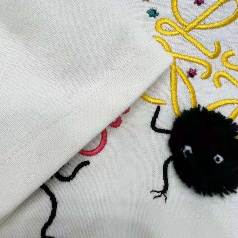 Loewe Susuwatari Anagram T-Shirt in Cotton for Men in Beige Loewe Susuwatari Anagram T-Shirt in Cotton for Men in Beige