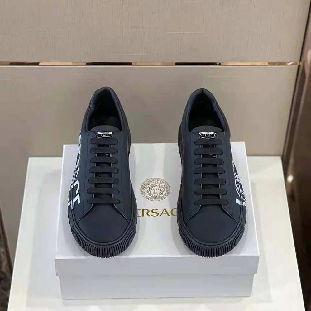 Versace Shoes Greca Logo Sneakers for Unisex in Black Versace Shoes Greca Logo Sneakers for Unisex in Black