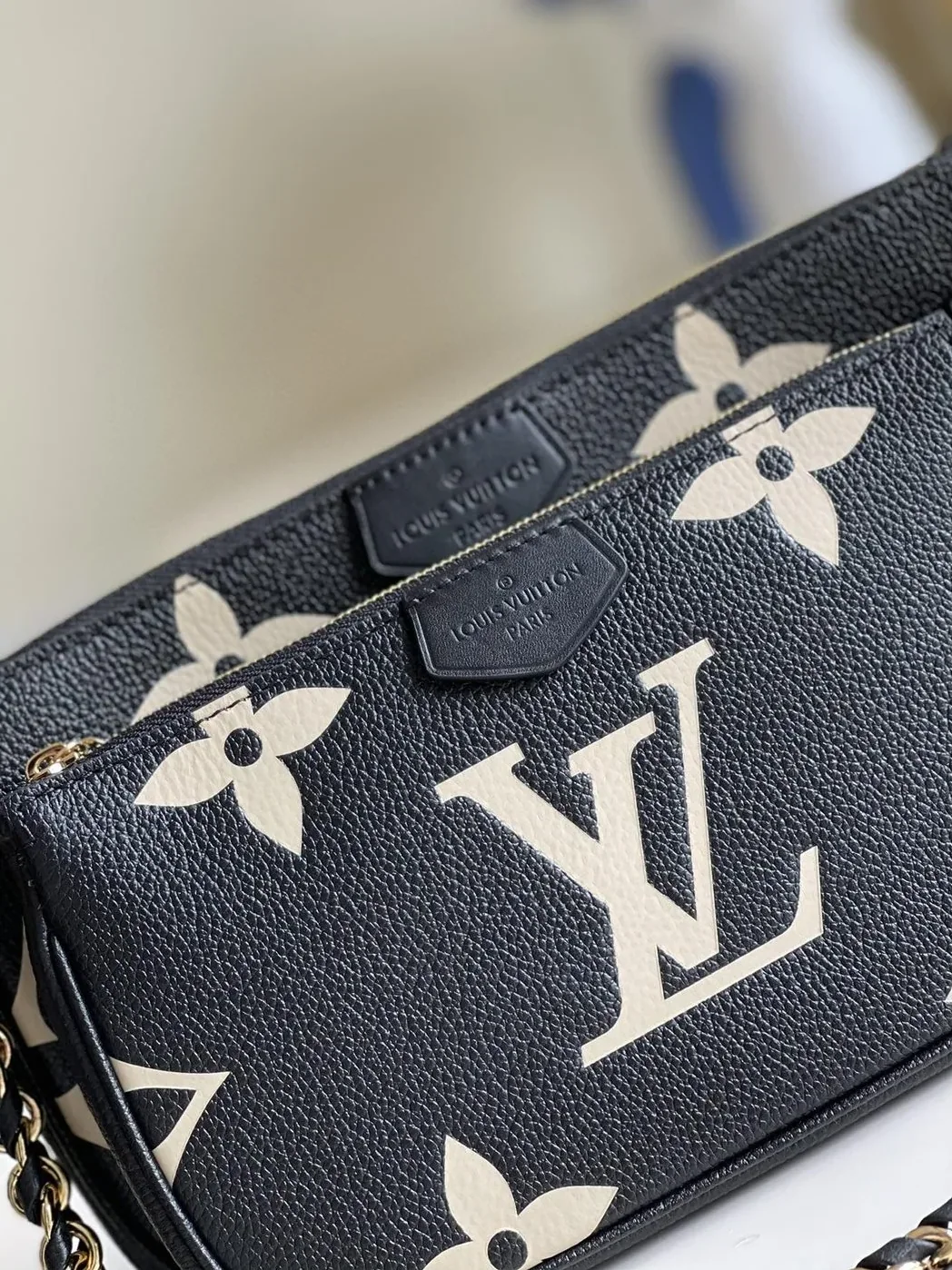 Louis Vuitton Hand Bag Black Louis Vuitton Hand Bag Black