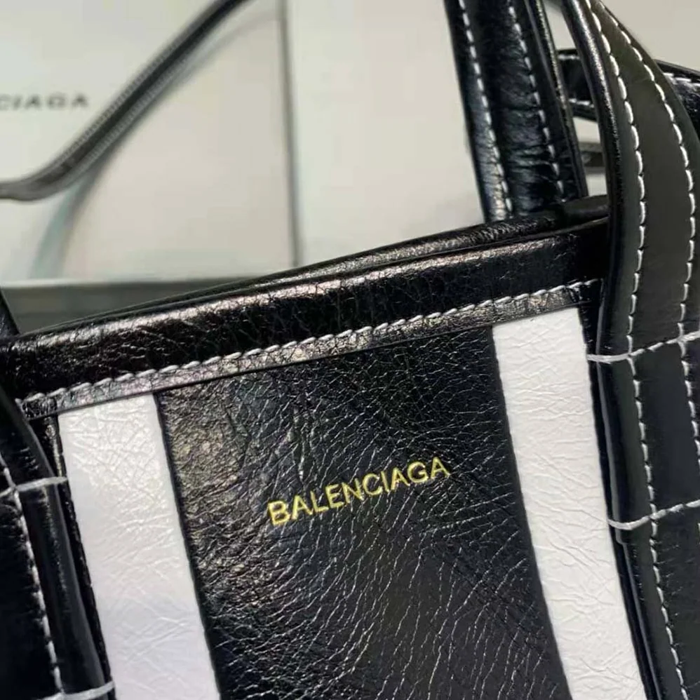 Balenciaga Barbes Small East-West Shopper Bag in Black for Women
