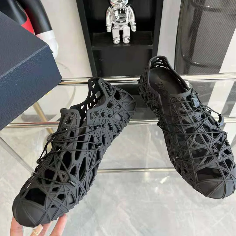 Dior Warp Sandal Black Cosmo Rubber with Warped Cannage Motif for Men