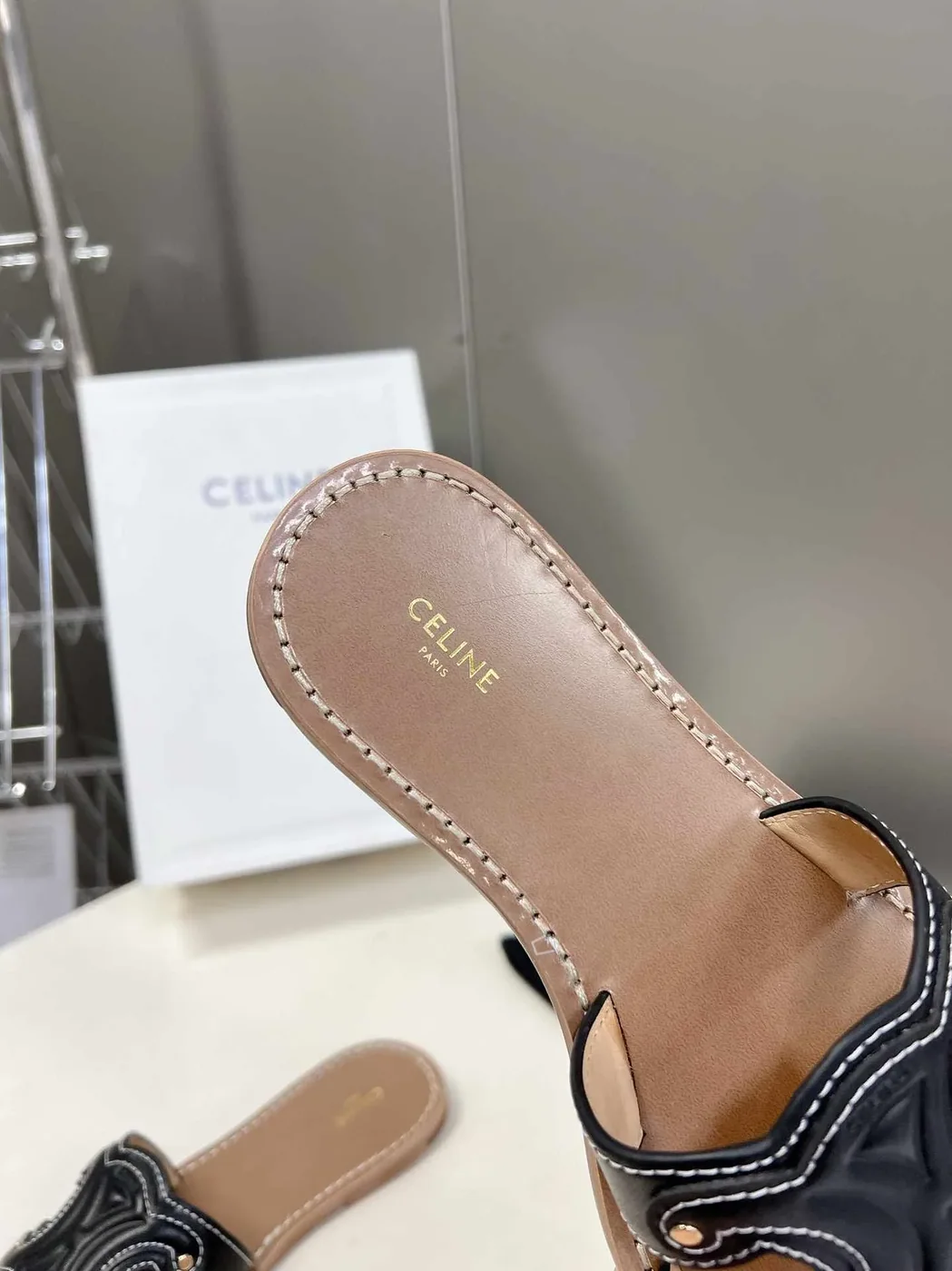 Celine Triomphe Mule Black .38NO Celine Triomphe Mule Black .38NO