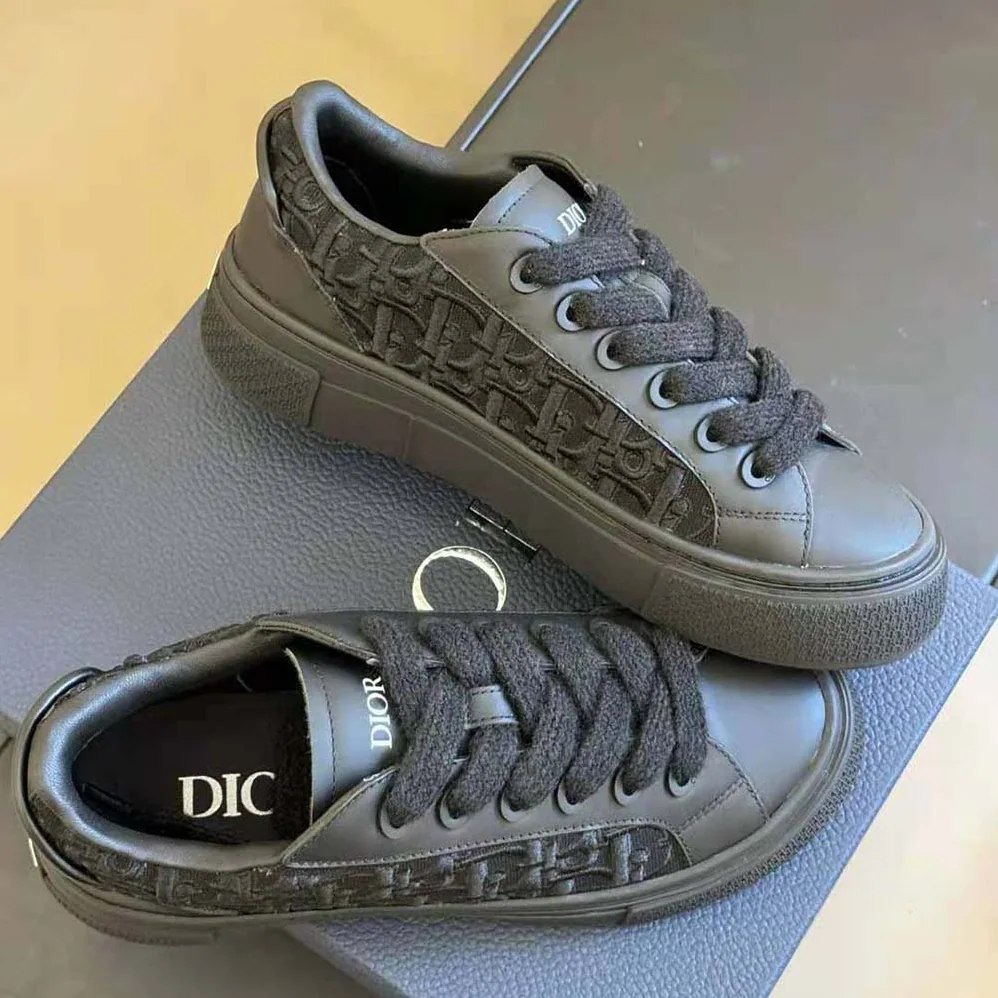 Dior B33 Sneaker – Limited and Numbered Edition Black Smooth Calfskin for Men Dior B33 Sneaker – Limited and Numbered Edition Black Smooth Calfskin for Men
