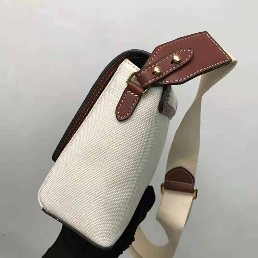 Burberry Horseferry Print Canvas Note Crossbody Bag for Women Burberry Horseferry Print Canvas Note Crossbody Bag for Women