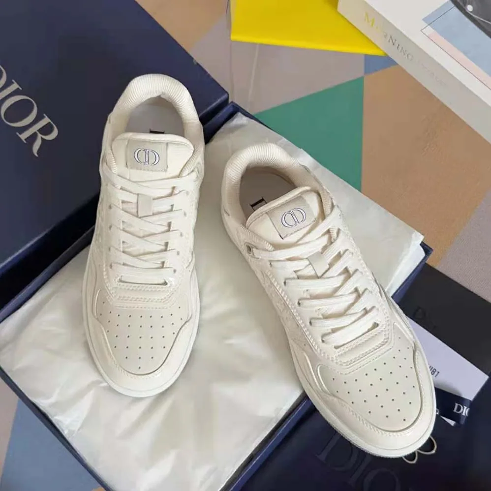 Dior B27 Low-top Sneaker Cream Patent Calfskin and Dior Oblique Gravity Leather for Men
