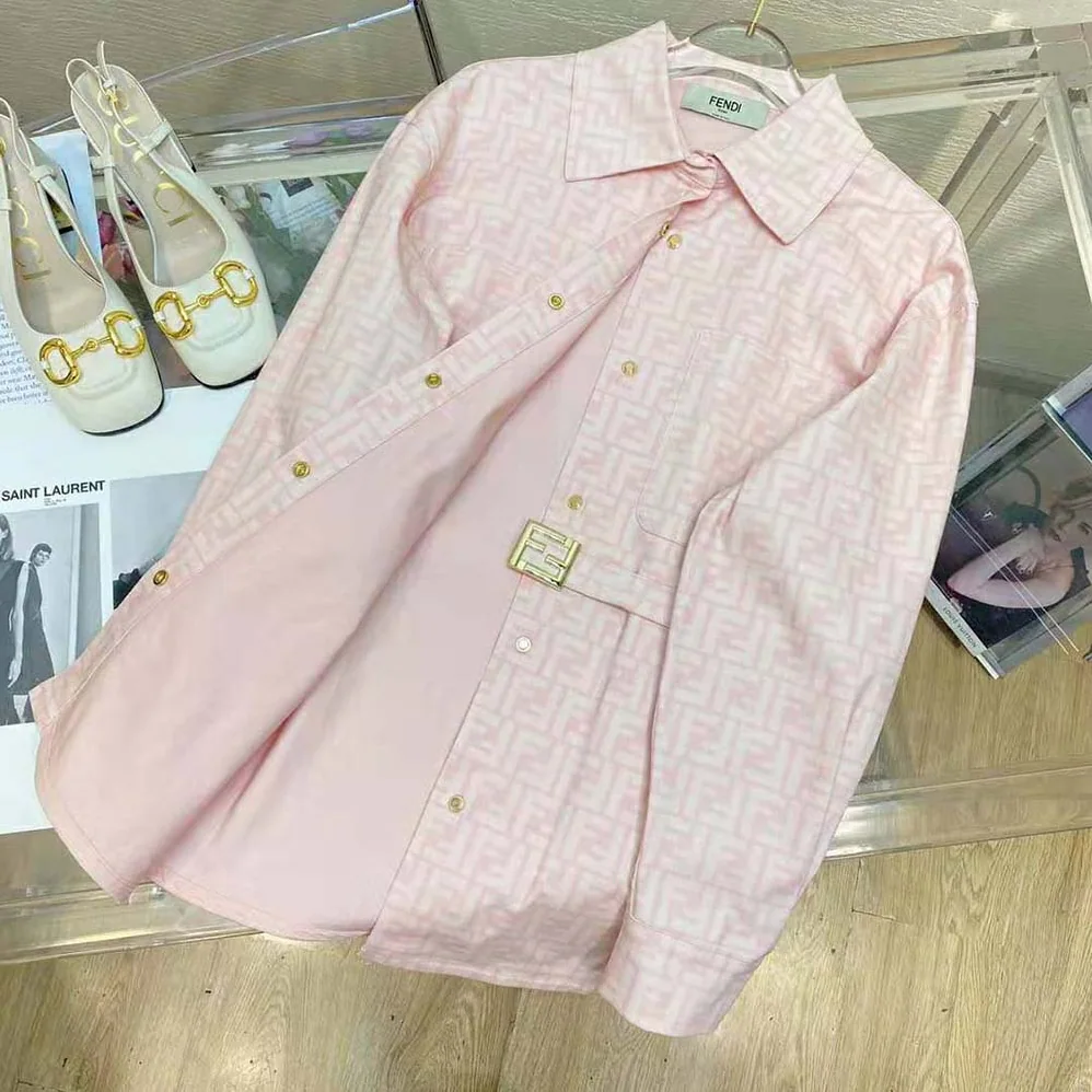 Fendi Pink Denim Go-To jacket with Shirt Collar and Low-Cut Set for Women in in Sleeves