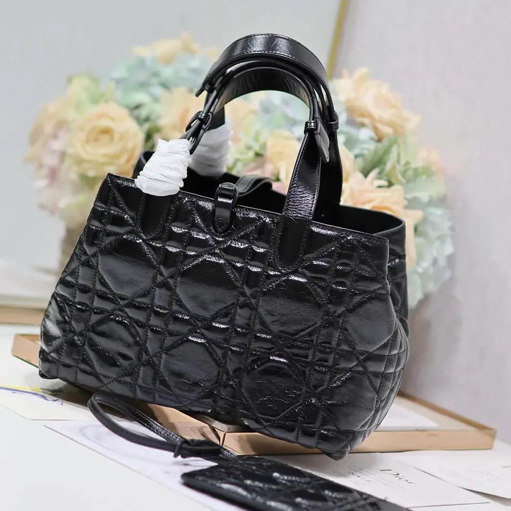 Dior Medium Dior Toujours Bag Black Macrocannage Crinkled Calfskin for Women Dior Medium Dior Toujours Bag Black Macrocannage Crinkled Calfskin for Women
