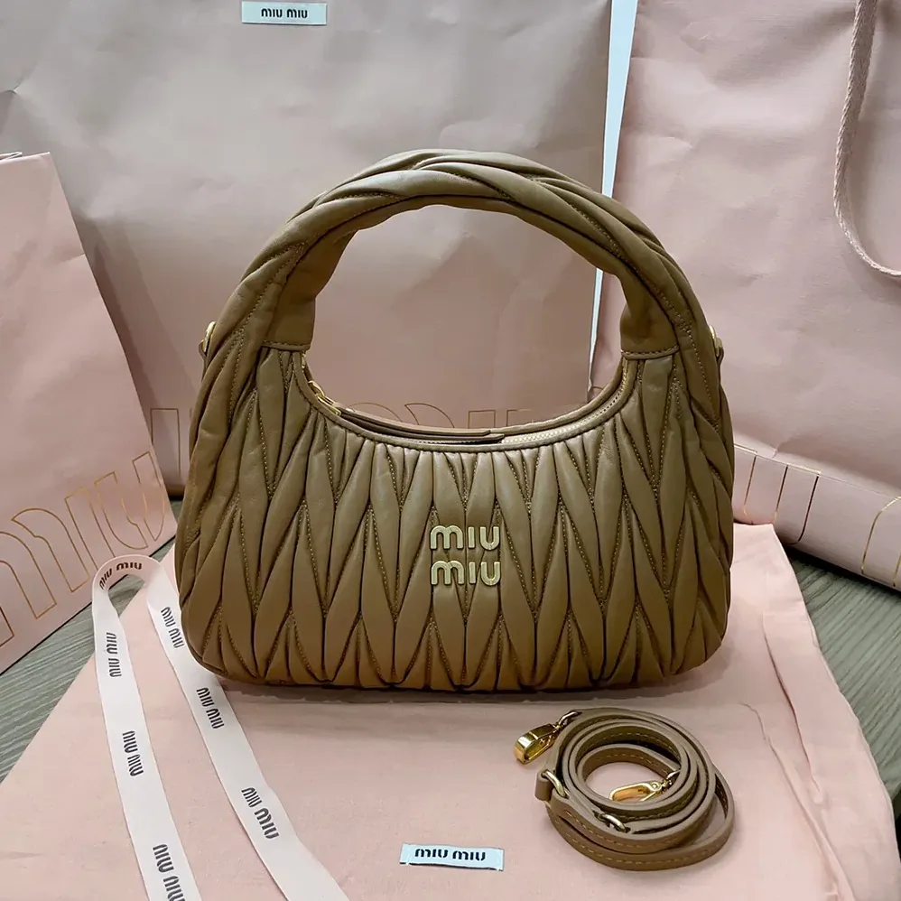 Miu Miu Wander Matelassé Nappa Leather Hobo Bag for Women in Caramel Miu Miu Wander Matelassé Nappa Leather Hobo Bag for Women in Caramel