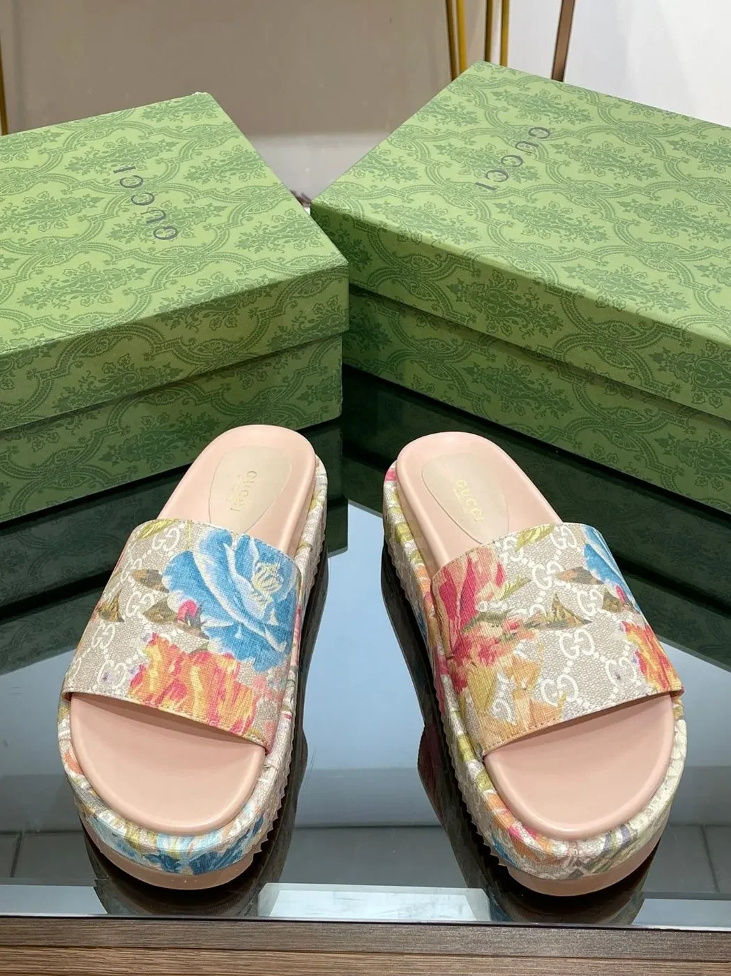 Gucci Gg Flora Slide Sandal Multicolor Gucci Gg Flora Slide Sandal Multicolor