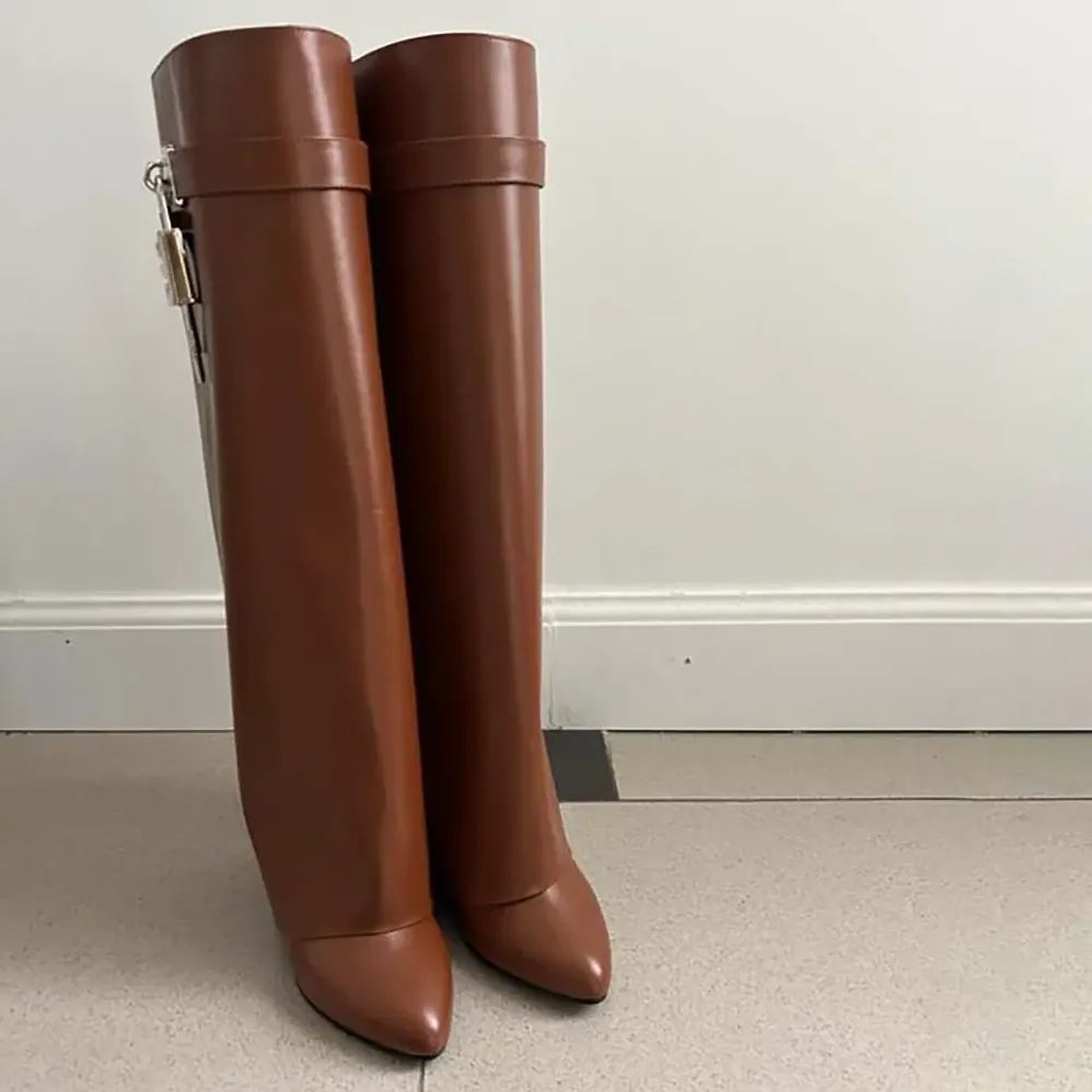 Givenchy Shark Lock Boots in Leather for Women in Tan