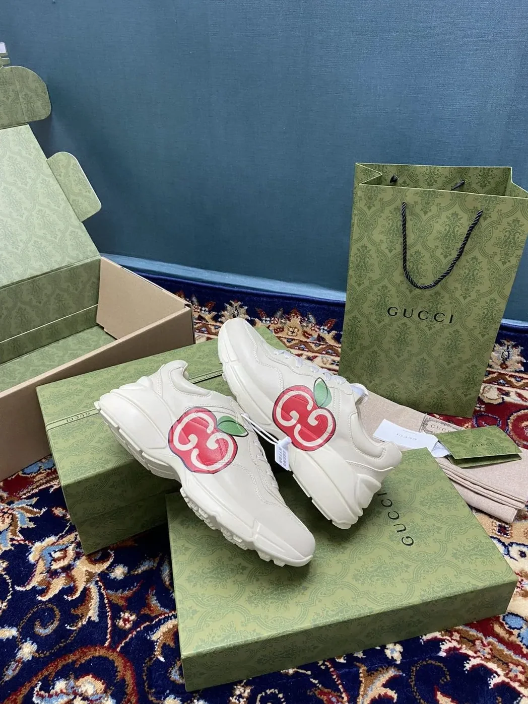 Gucci Rhyton Sneaker With GG Apple White Ivory for Men Gucci Rhyton Sneaker With GG Apple White Ivory for Men