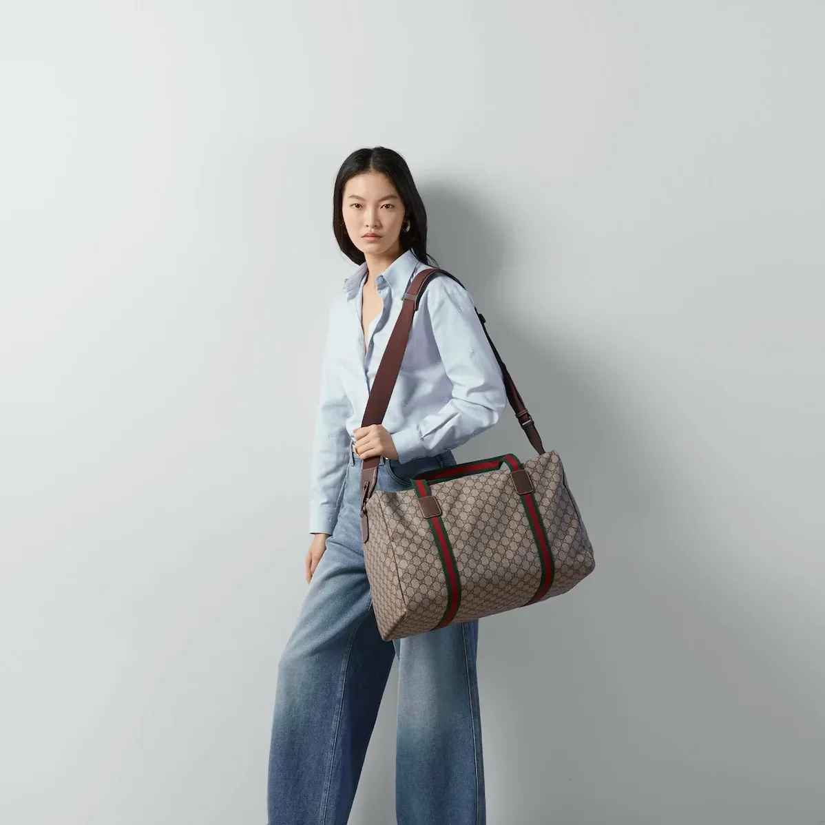Gucci Medium Duffle Bag With Web Beige /