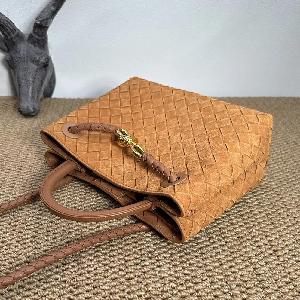 Bottega Veneta Small Andiamo for Women in Brown Bottega Veneta Small Andiamo for Women in Brown