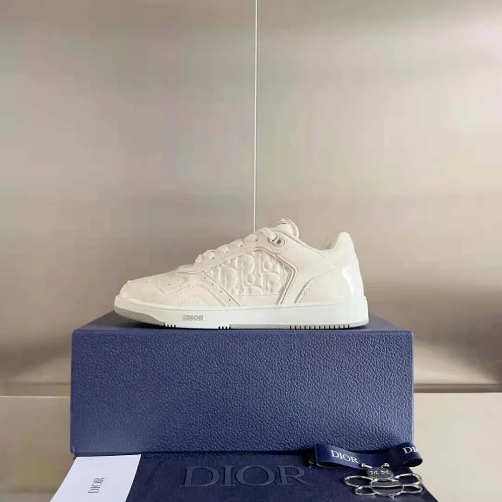 Dior B27 Low-top Sneaker Cream Patent Calfskin and Dior Oblique Gravity Leather for Men