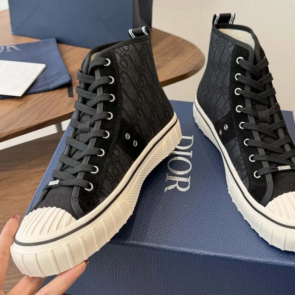 Dior Hooper High-Top Sneaker Black Dior Oblique Jacquard and Black Suede Calfskin for Unisex Dior Hooper High-Top Sneaker Black Dior Oblique Jacquard and Black Suede Calfskin for Unisex