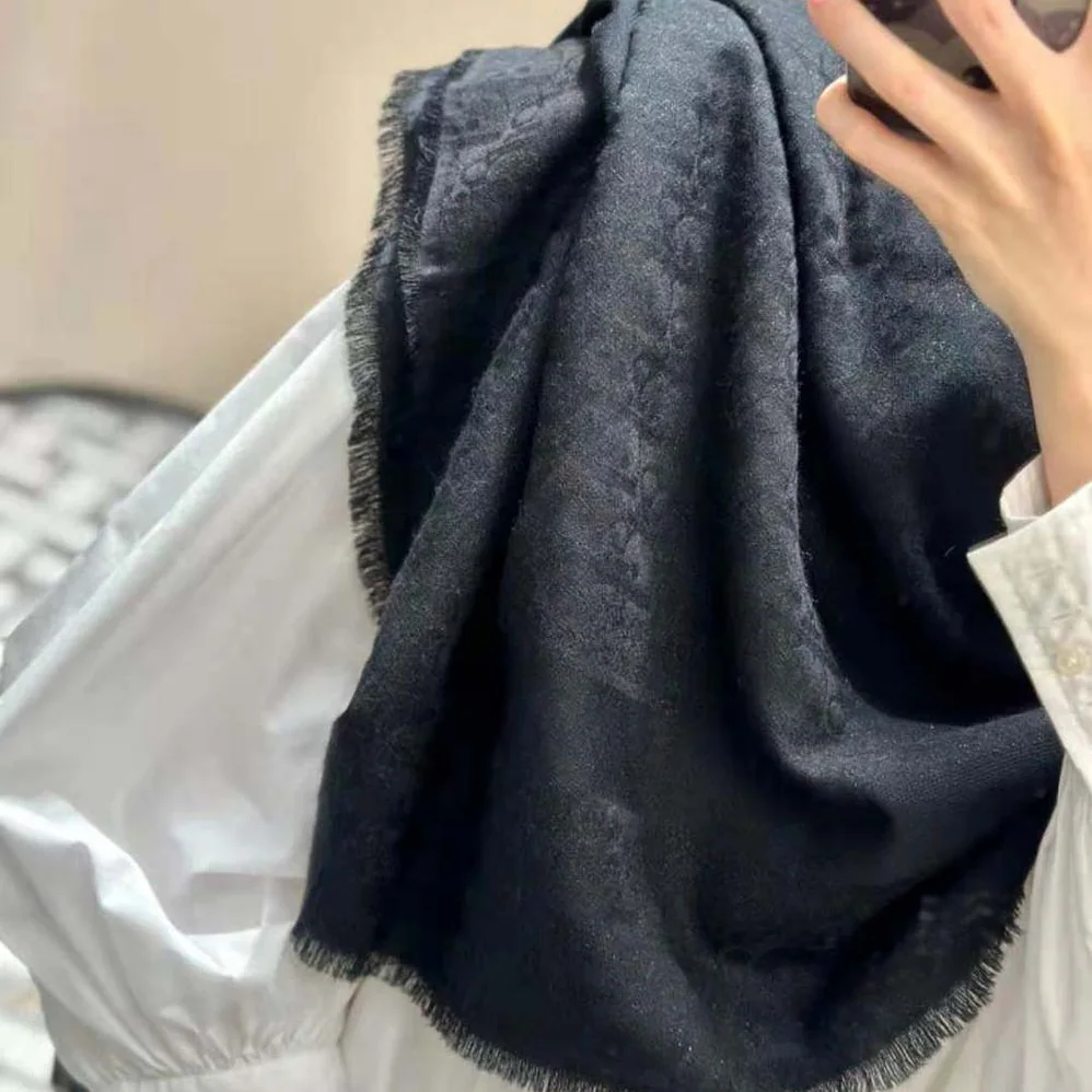 Dior Oblique Shawl Black Silk Blend with Metallic Thread for Unisex Dior Oblique Shawl Black Silk Blend with Metallic Thread for Unisex