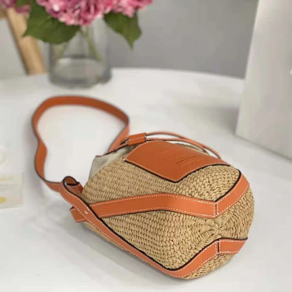 Chloe Small Basket in Fair-Trade Paper and Shiny Calfskin for Women in Orange