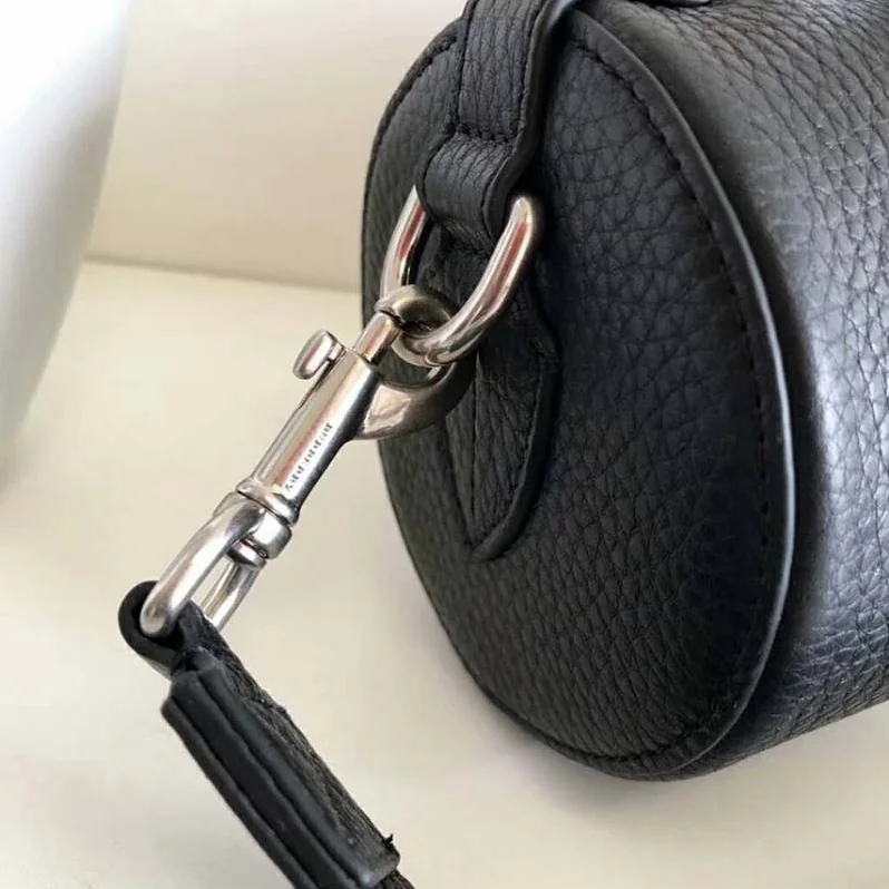 Burberry The Leather Barrel Bag for Women in Black