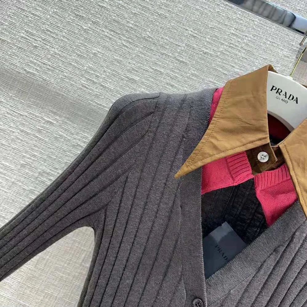 Prada Cashmere and Silk Cardigan with Collar for Women in Gray Prada Cashmere and Silk Cardigan with Collar for Women in Gray