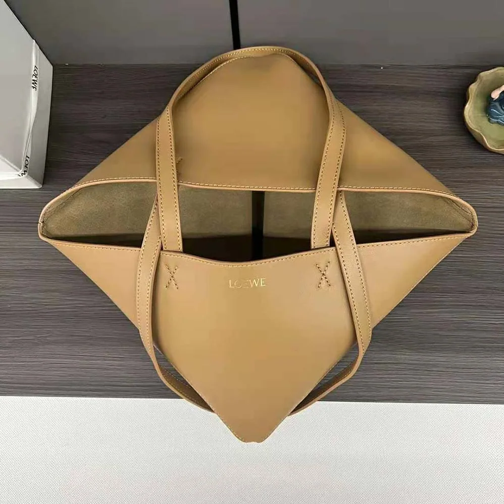 Loewe Puzzle Fold Tote in Shiny Calfskin for Unisex in Brown