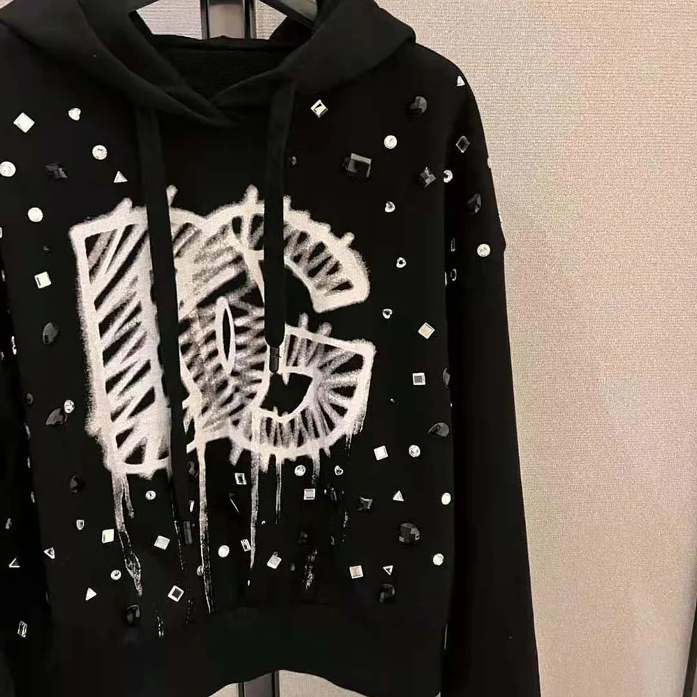 Dolce Gabbana D&G Jersey Sweatshirt with DG Logo Print for Women in Black Dolce Gabbana D&G Jersey Sweatshirt with DG Logo Print for Women in Black