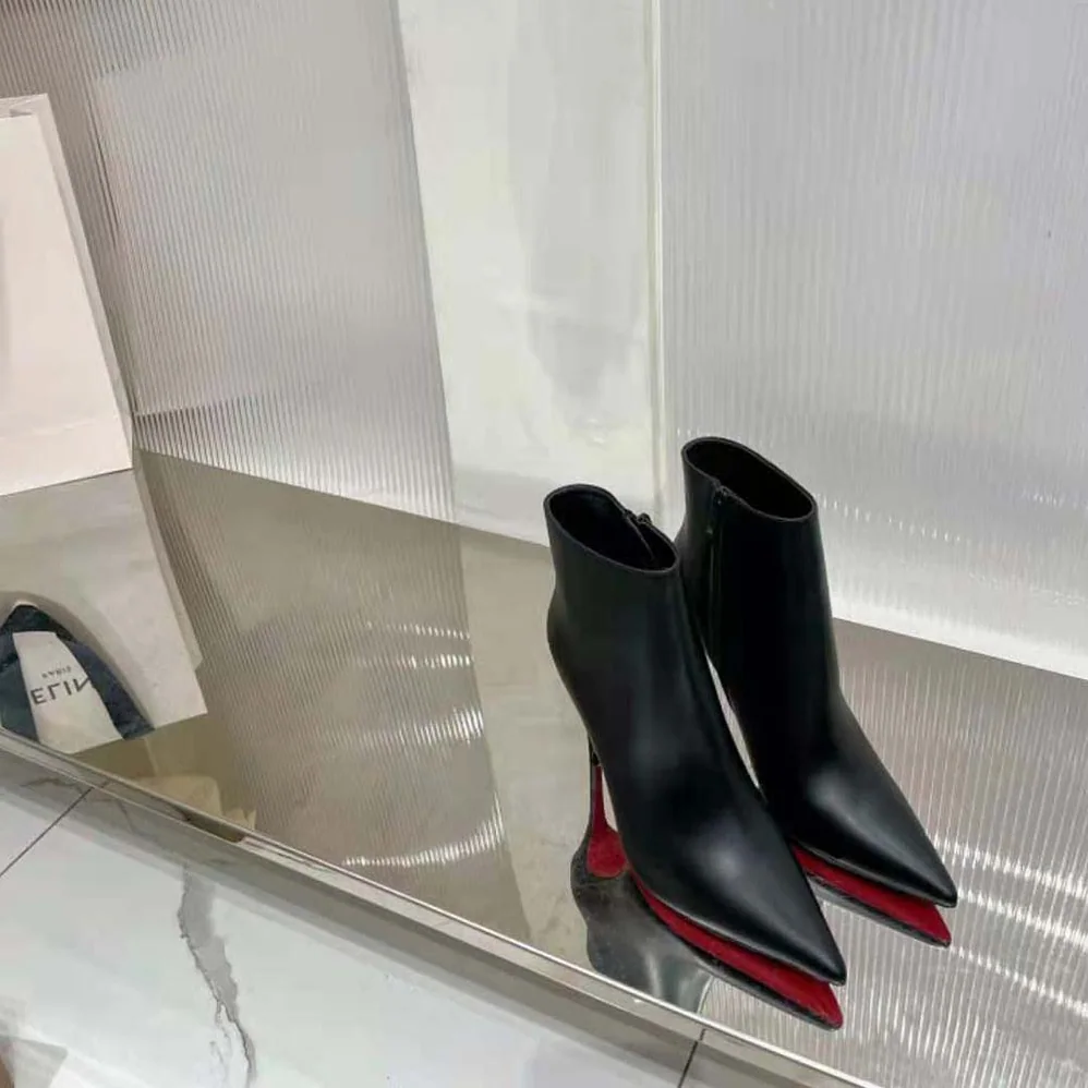 Christian Louboutin So Kate Booty 85 mm Low Boots for Women in Black Christian Louboutin So Kate Booty 85 mm Low Boots for Women in Black