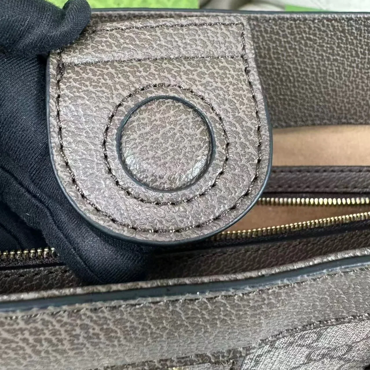 Gucci Ophidia Large Tote Bag in Beige Gold Hardware Gucci Ophidia Large Tote Bag in Beige Gold Hardware