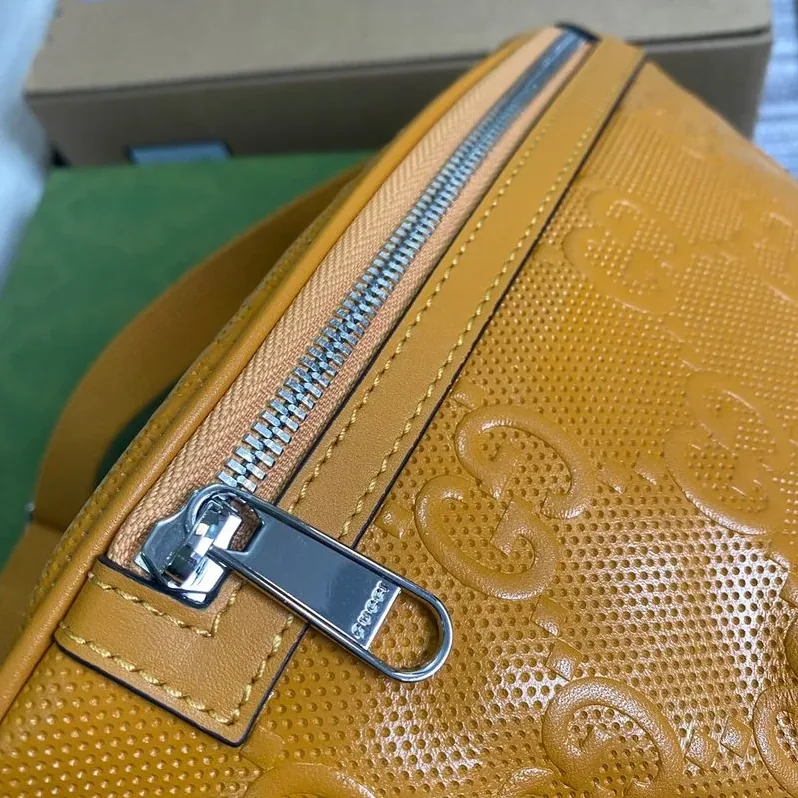Gucci GG Embossed Belt Bag Yellow GG Embossed /