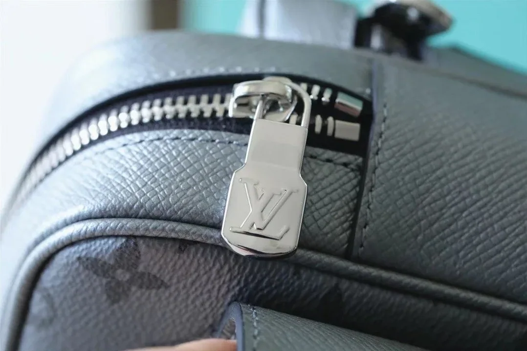 Louis Vuitton Outdoor Bumbag Monogram Canvas Grey Louis Vuitton Outdoor Bumbag Monogram Canvas Grey