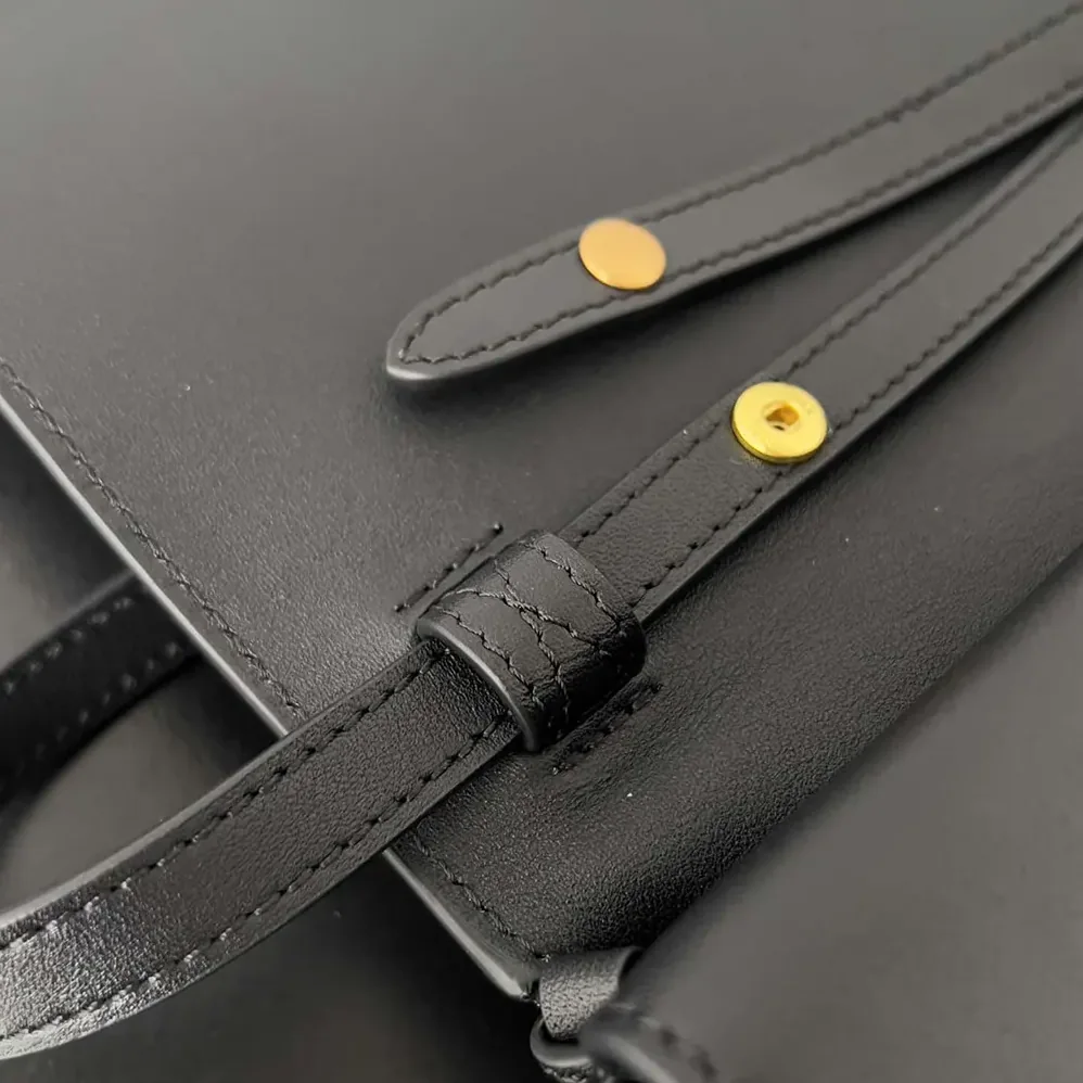 Balenciaga Bel Air Clutch On Strap Small in Black Smooth Calfskin for Women