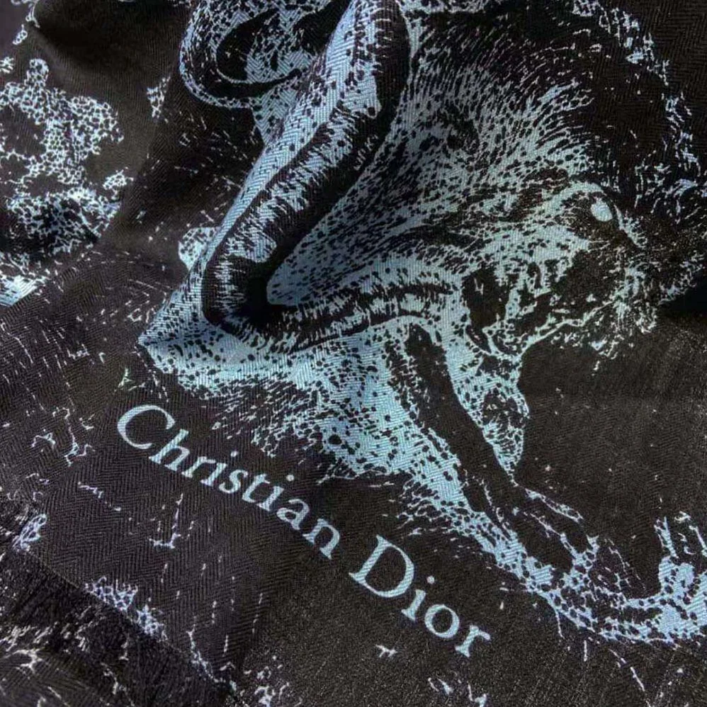 Dior Toile DE Jouy Reverse Square Scarf Silk Twill for Women in Navy Dior Toile DE Jouy Reverse Square Scarf Silk Twill for Women in Navy