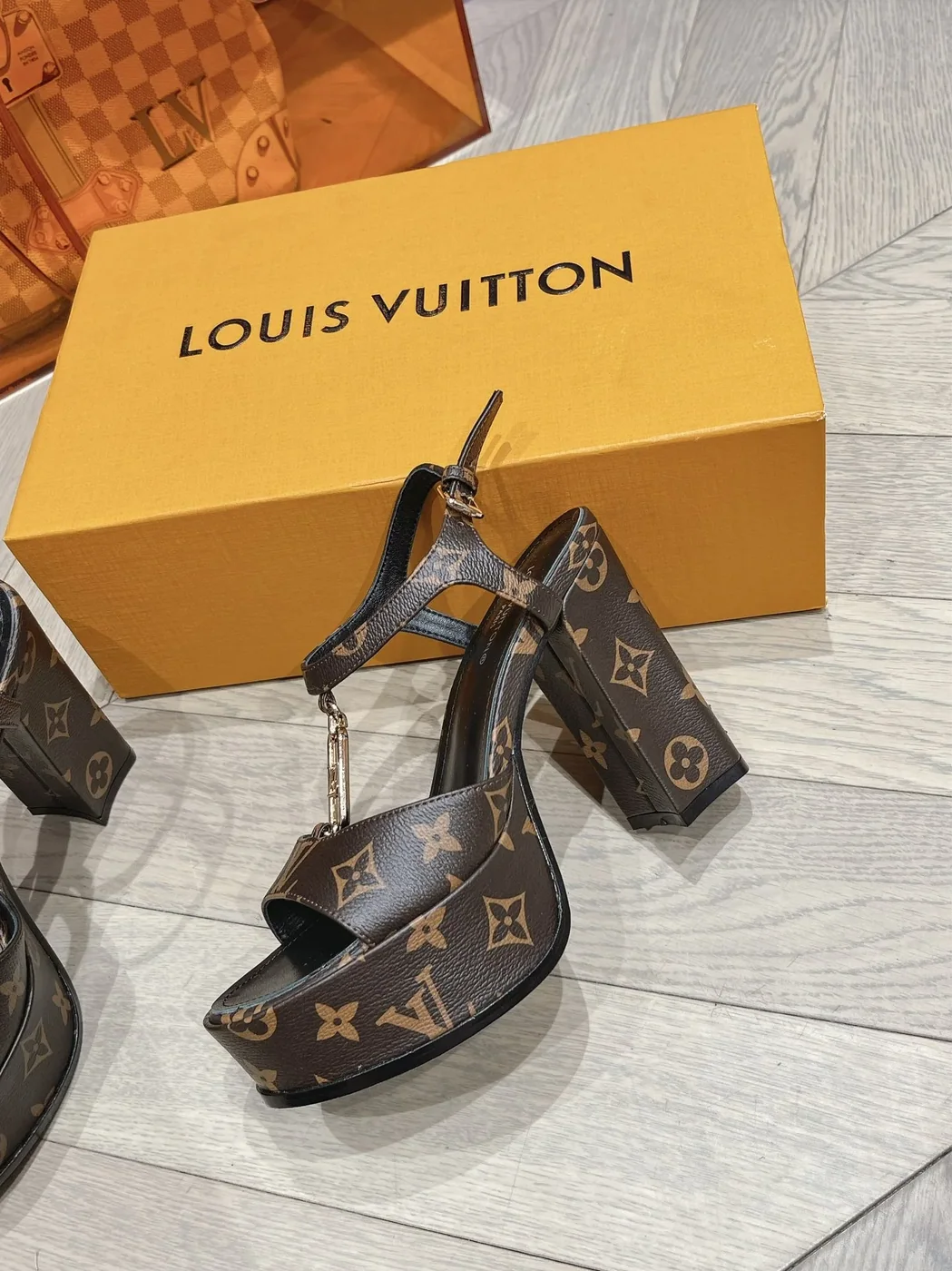 Louis Vuitton Sparkle Sandal Brown Louis Vuitton Sparkle Sandal Brown