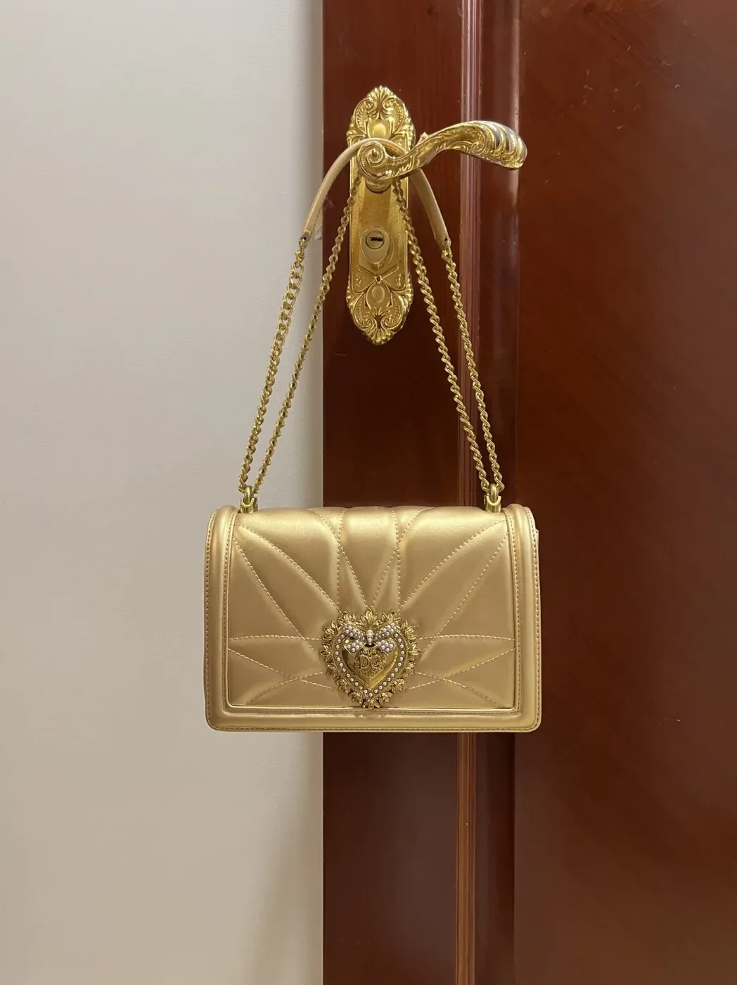 Dolce & Gabbana Large Devotion Bag In Quilted Nappa Gold / DG