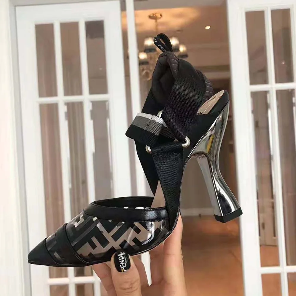 Fendi Pumps Slingbacks in PU and Leather for Women in Black Fendi Pumps Slingbacks in PU and Leather for Women in Black
