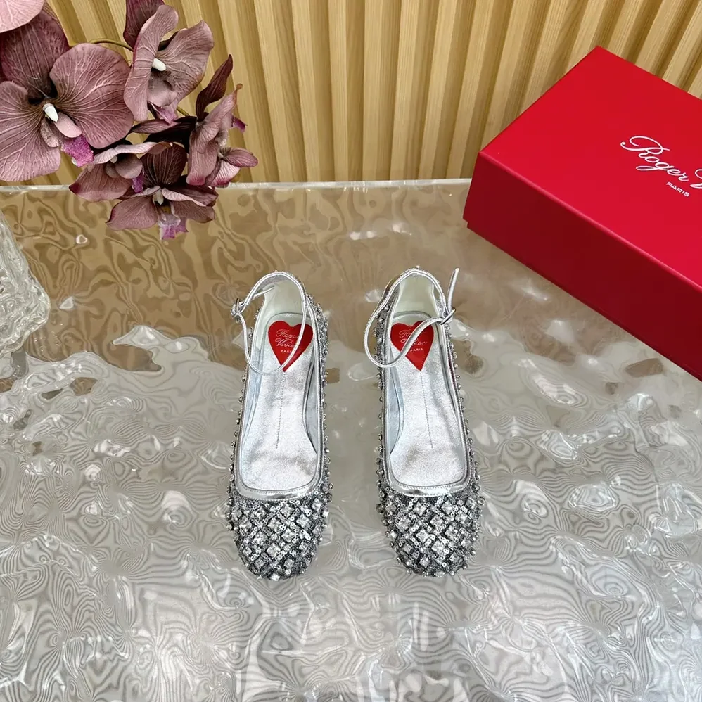 Roger Vivier Viv' Podium Ballerinas in Sequins for Women Roger Vivier Viv' Podium Ballerinas in Sequins for Women
