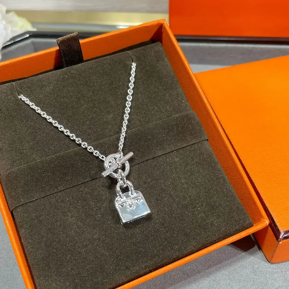 Hermes Amulettes Kelly Pendant for Women Hermes Amulettes Kelly Pendant for Women