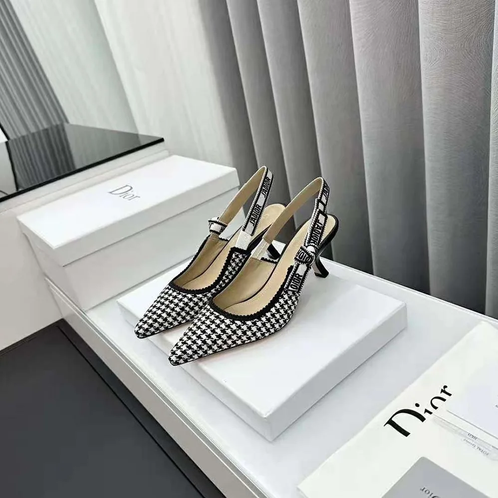 Dior J'Adior Slingback Pump Black and White Micro for Women in Houndstooth Embroidered Cotton Dior J'Adior Slingback Pump Black and White Micro for Women in Houndstooth Embroidered Cotton