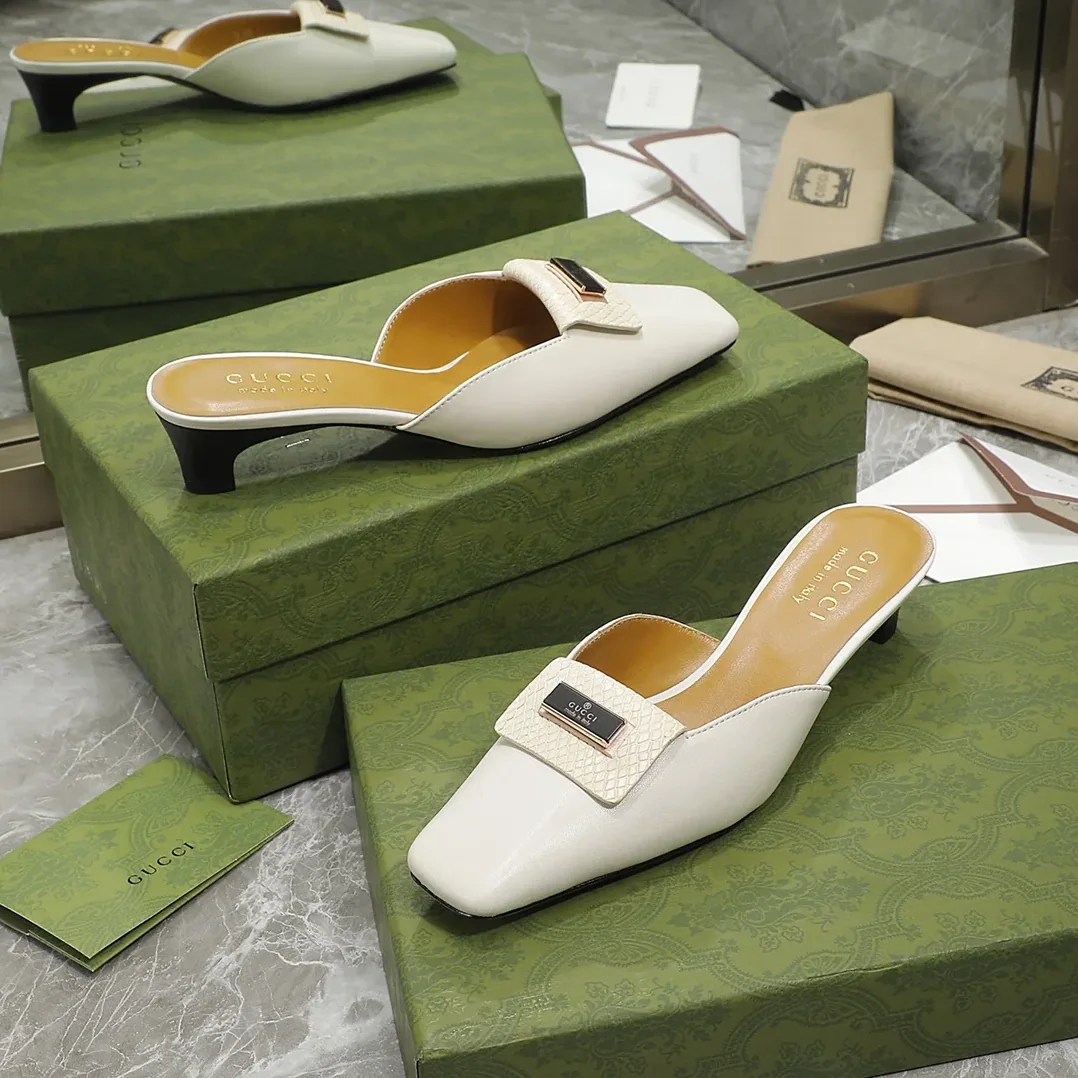 Gucci Slipper Sandals White Gucci Slipper Sandals White