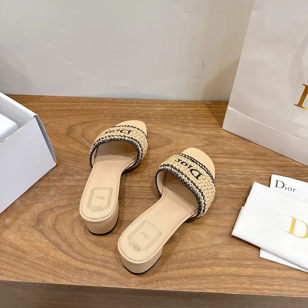 Dior Dioriviera Dior Woven Heeled Slide Trench Crocheted Raffia for Women in Effect Technical Fabric