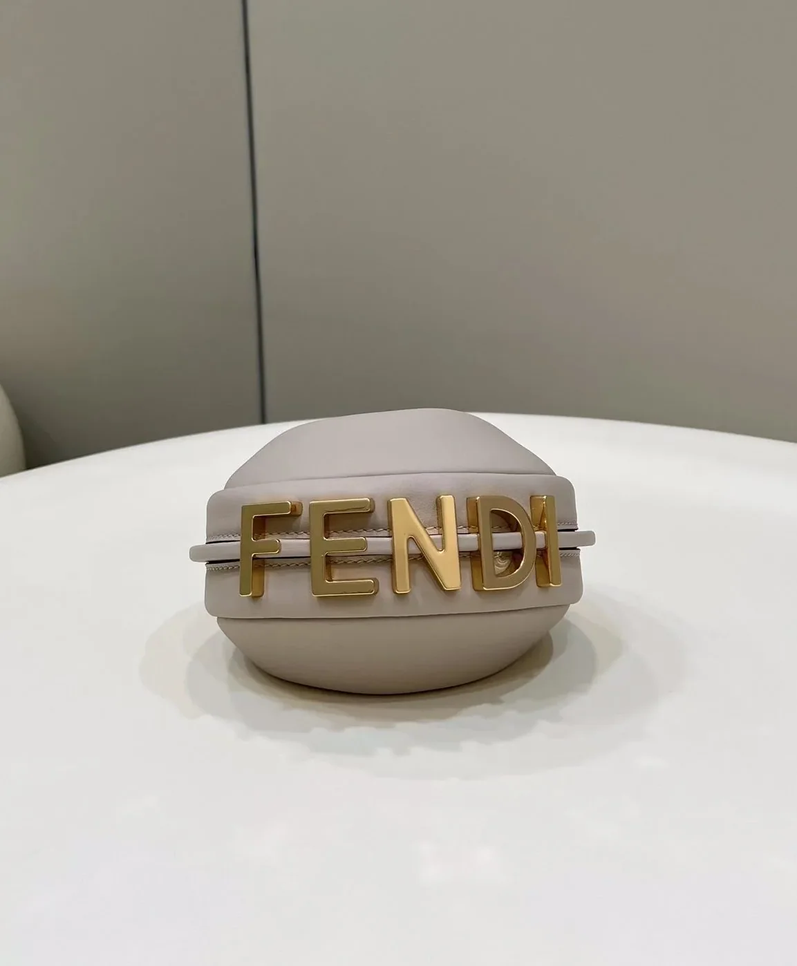 Fendi Nano Fendigraphy For Woman / Fendi Nano Fendigraphy For Woman /
