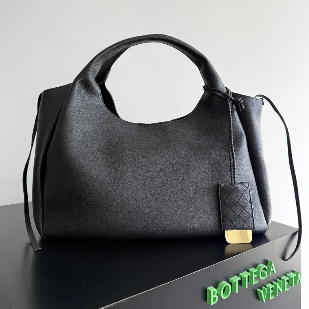 Bottega Veneta Large Campana for Women in Black