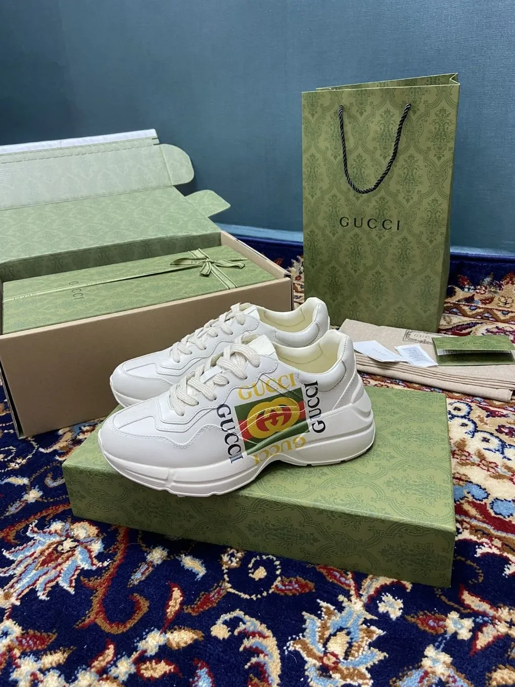 Gucci Rhyton Sneakers With Logo Gucci White Ivory for Men Gucci Rhyton Sneakers With Logo Gucci White Ivory for Men
