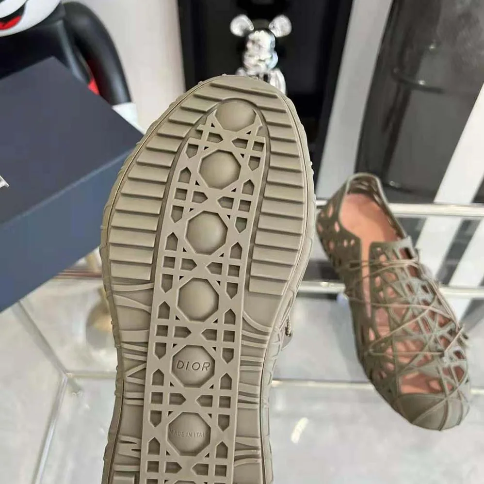 Dior Warp Sandal Khaki Cosmo Rubber with Warped Cannage Motif for Men