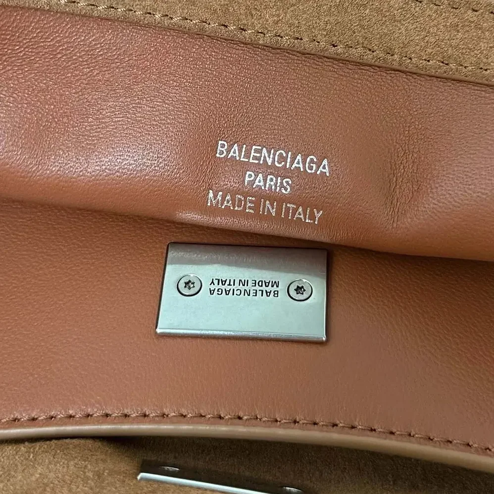 Balenciaga Rodeo Handbag Small In Camel for Women in Brown Balenciaga Rodeo Handbag Small In Camel for Women in Brown