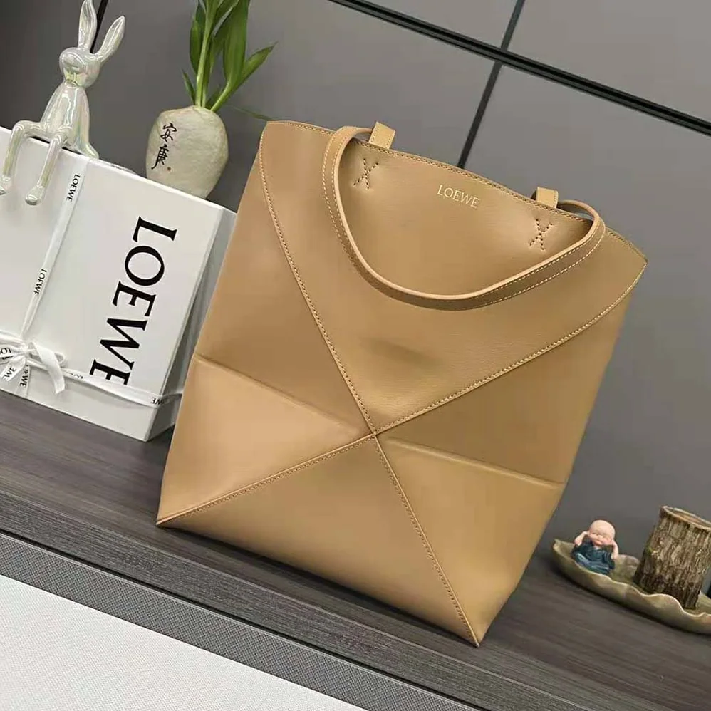 Loewe Puzzle Fold Tote in Shiny Calfskin for Unisex in Brown